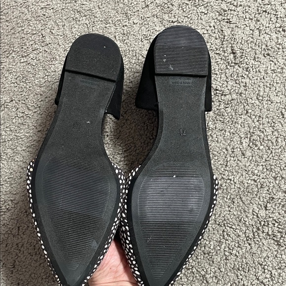 Old Navy Black and White Spotted Women's Flats 7.5 - Picture 5 of 6